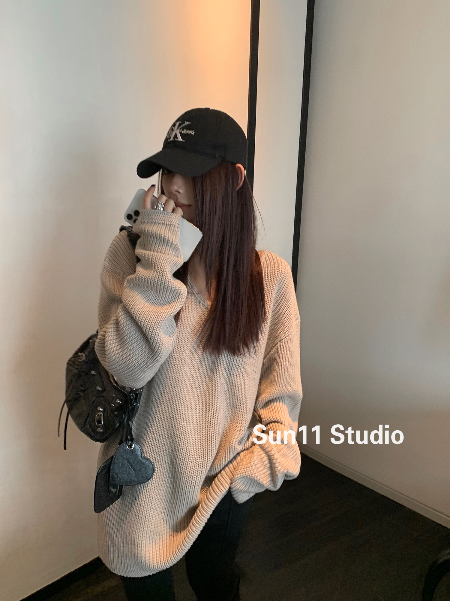 SUN11寬鬆V領毛衣女慵懶風2023春秋新款高級感長袖套頭針織衫上衣
