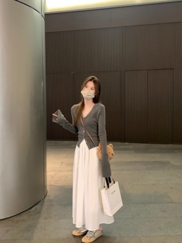 Wu 77 Soft Waist Revealed Bell Sleeve Cardigan Women's Early Autumn Temperament Strap Slim Fit Lapel Knitted Top