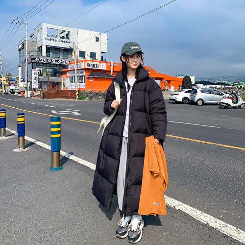Real shot of cotton-padded jacket for women, Korean version, medium-length, large size, Hong Kong-style bread coat, loose student long waist-cinching down jacket