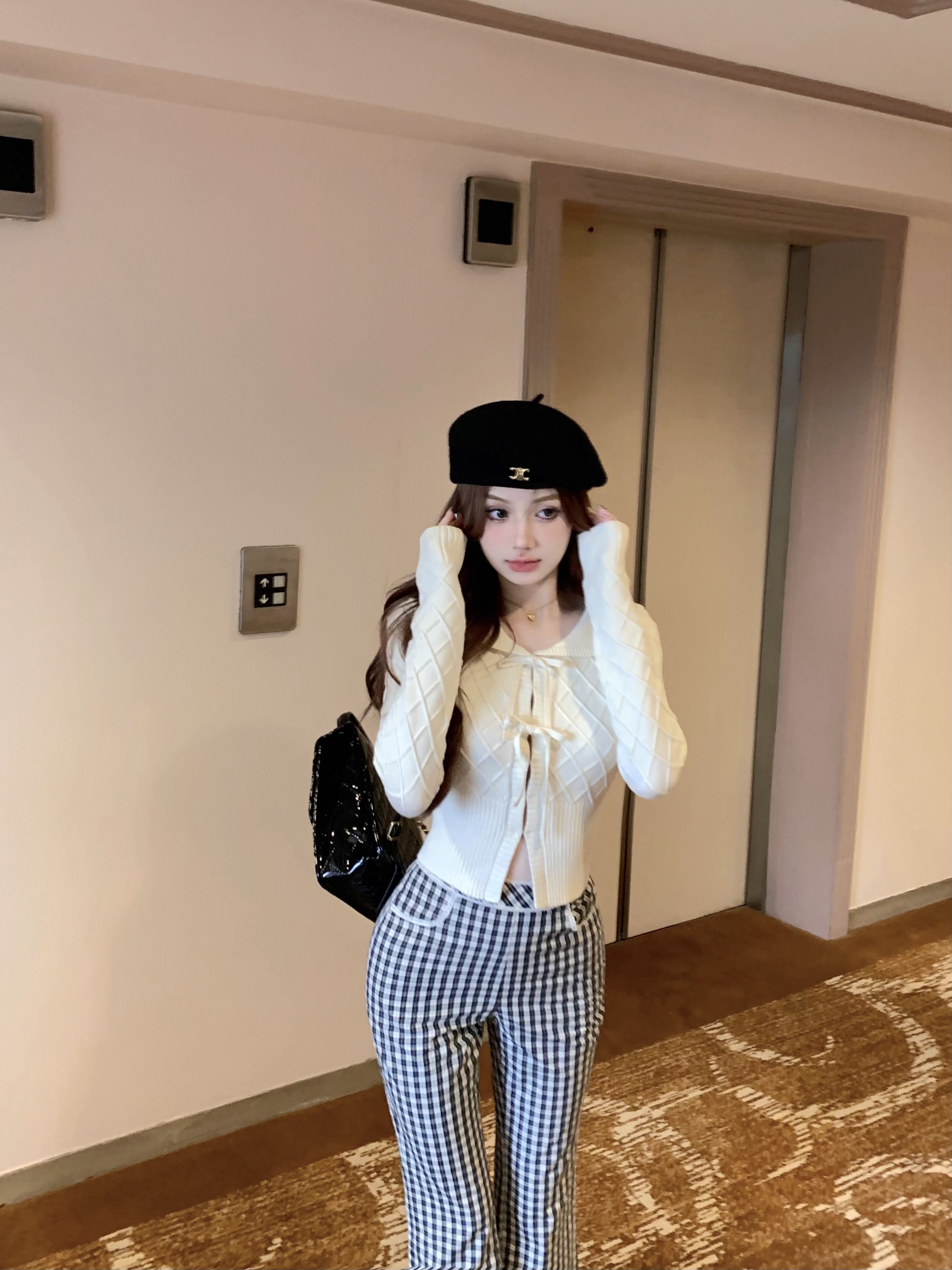 實拍 miu系小乖少女感蝴蝶結針織上衣+蕾絲花邊拼接開叉格紋長褲