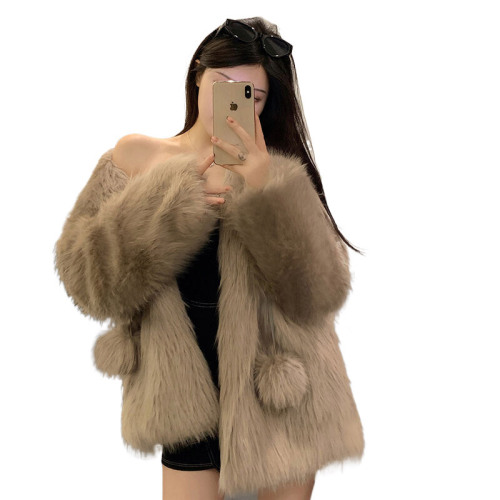 Real shot of CC fur, coconut milk ball for homegirls, new fox fur fur winter coat, slim coat for women