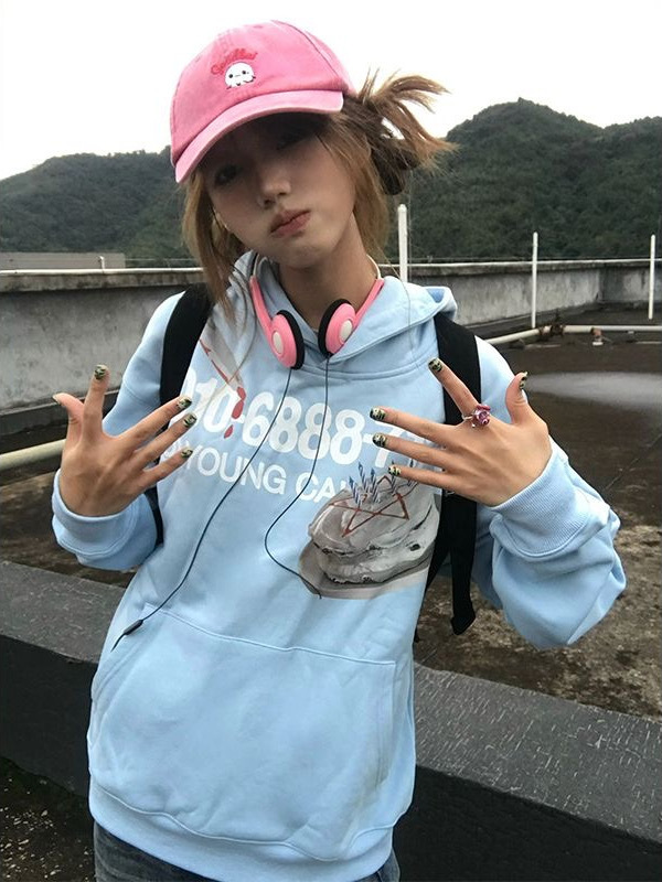 美式復古奶藍色連帽衛衣女秋冬2023新款加絨加厚慵懶風小個子外套