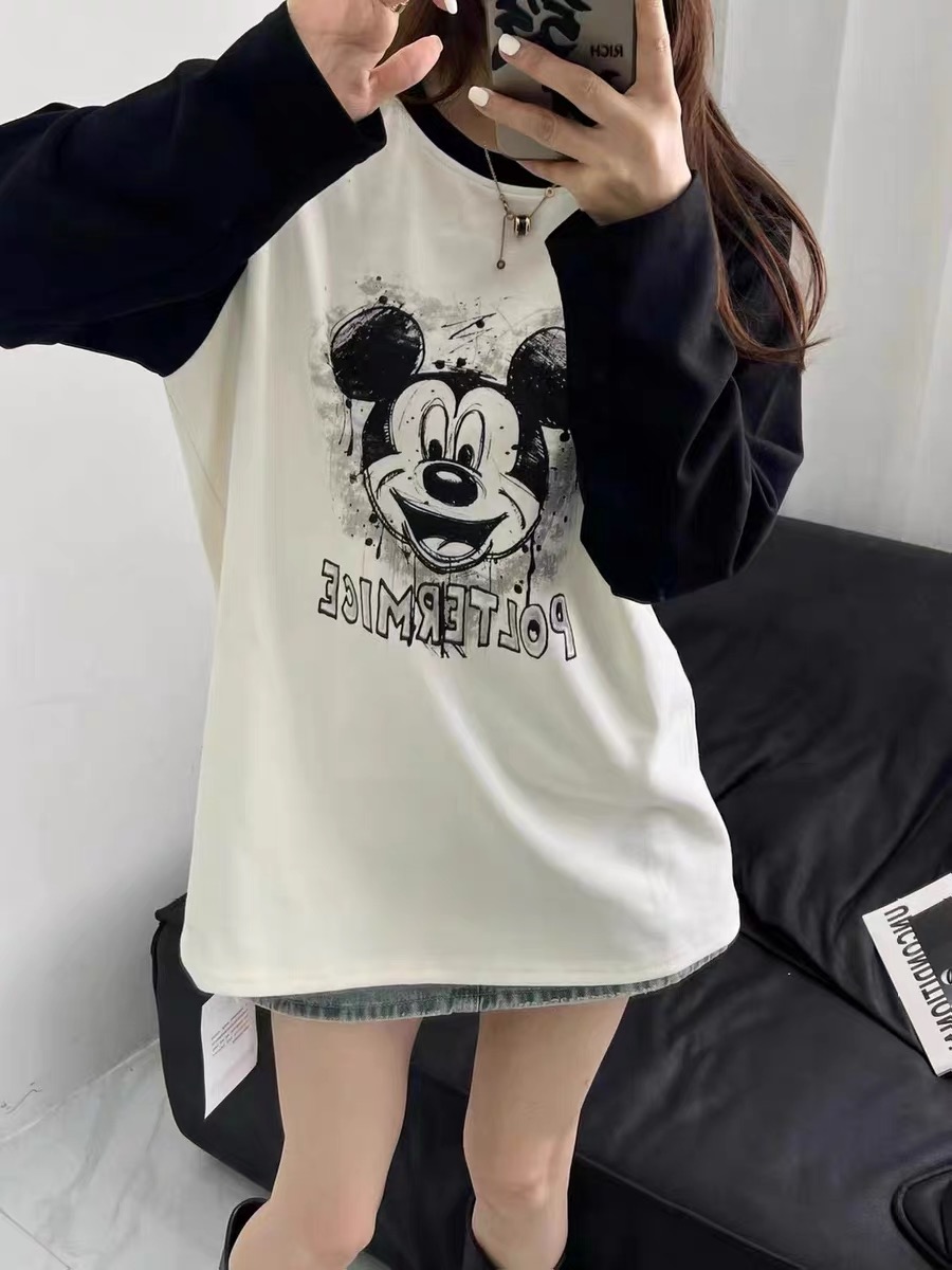 2023 Winter Korean version mid-length loose cartoon Mickey print contrasting sleeves women's velvet bottoming T-shirt tops women's trendy