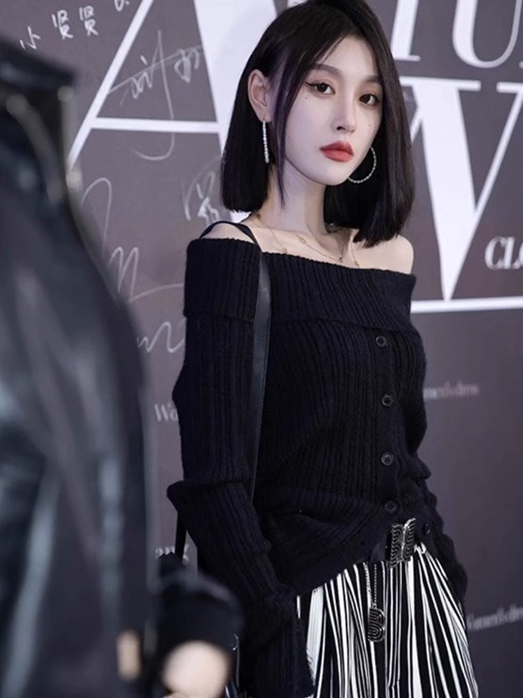 純欲風辣妹一字領露肩設計感長袖毛衣女秋冬高級感氣質針織衫上衣