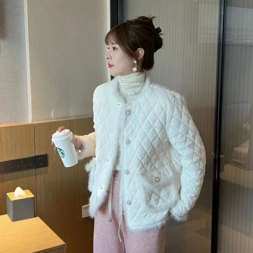 Internet celebrity Xiaoxiangfeng cotton jacket for women  new winter light luxury fashion diamond quilted thickened jacket