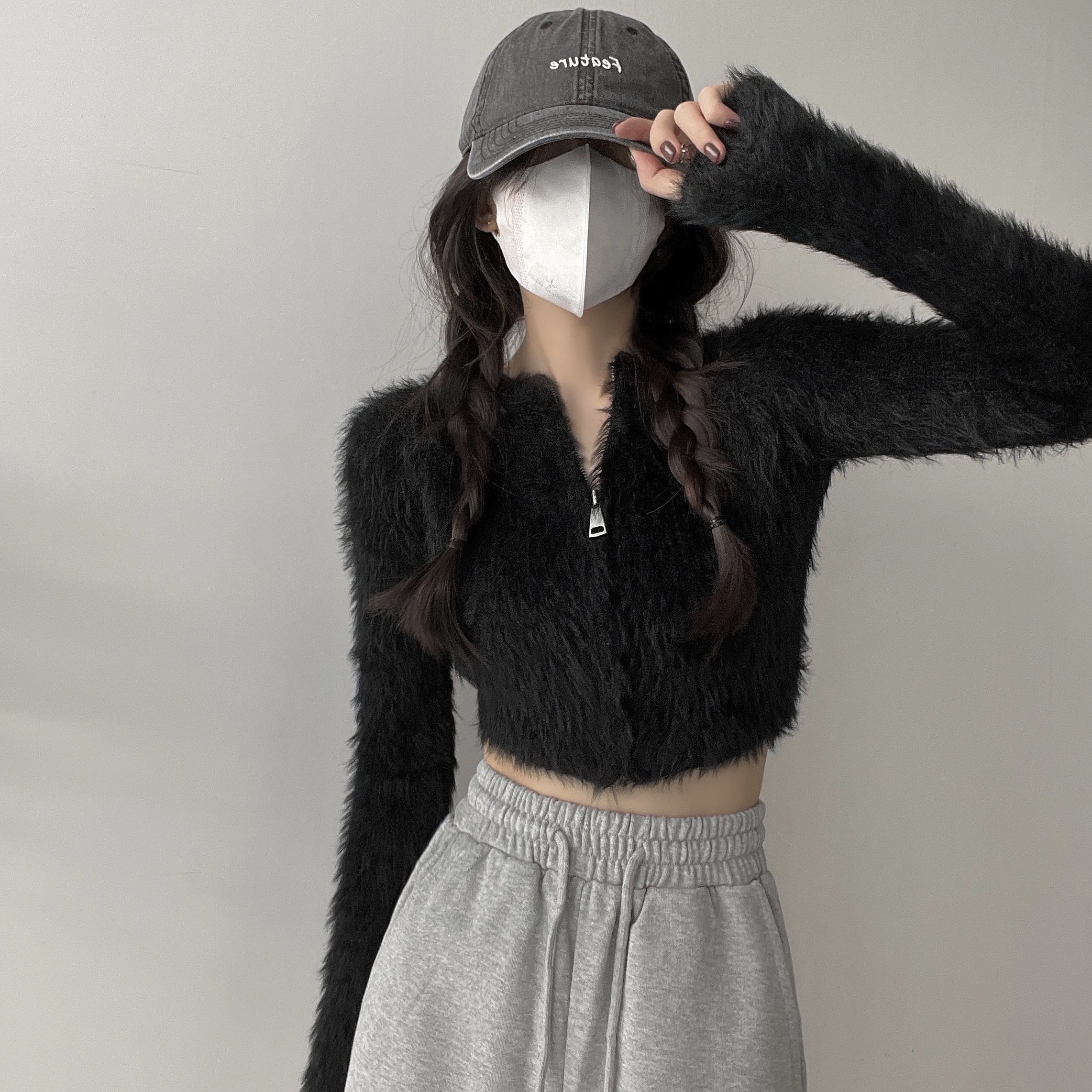 Real shot French gentle temperament casual short sweater mink plush coat sweater zipper cardigan