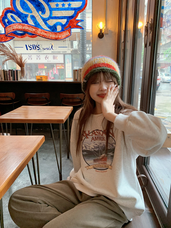 YUKIXIAOSHU自製復古雪山風景印花長袖圓領寬鬆加絨衛衣少女感23
