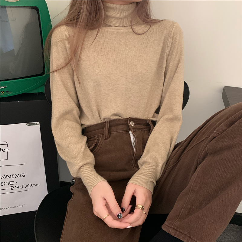 Actual shot of Korean style simple and versatile slim-fitting high-collared ribbed knitted sweater bottoming sweater for women