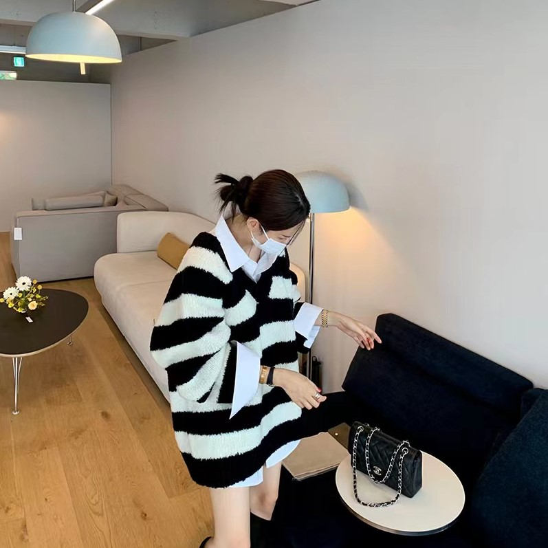 Korean contrast striped knitted cardigan for women spring and autumn new thickened loose lazy buttoned sweater jacket mid-length