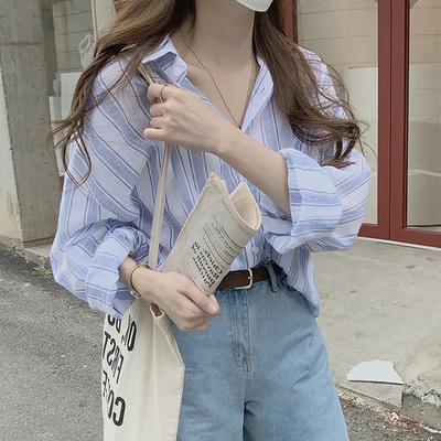 慵懶風藍白條紋襯衫女2023年秋季新款小眾長袖中長款防曬襯衣上衣