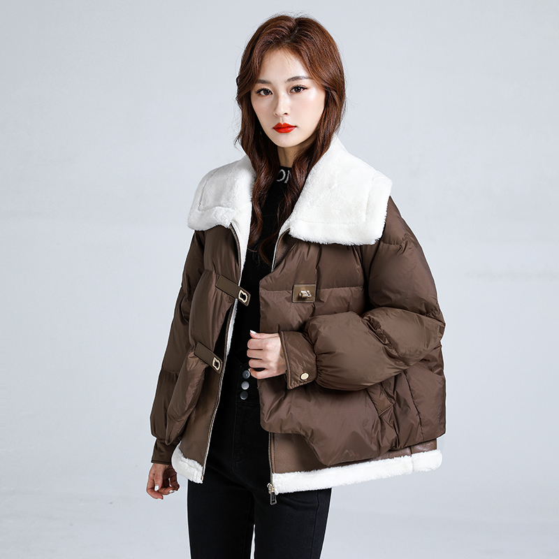 Short European down jacket for women 2023 winter new fake two-piece fashionable lapel lamb wool coat for small people