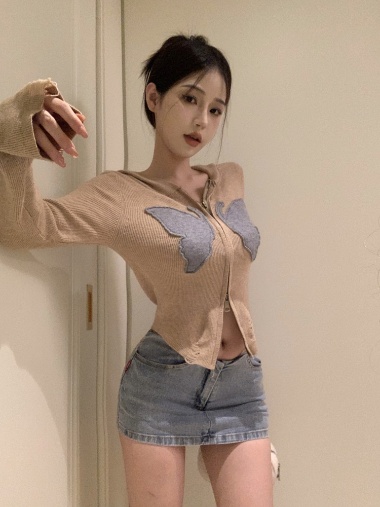 實拍美式辣妹蝴蝶開衫毛衣女秋設計感撞色磨破修身連帽針織衫