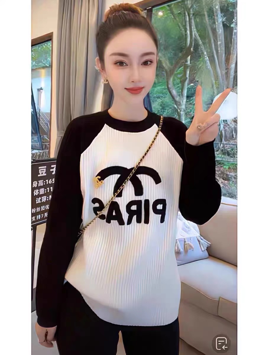 秋季拼色長袖針織衫女T恤韓版圓領貼標刺繡寬鬆洋氣毛衣衫潮