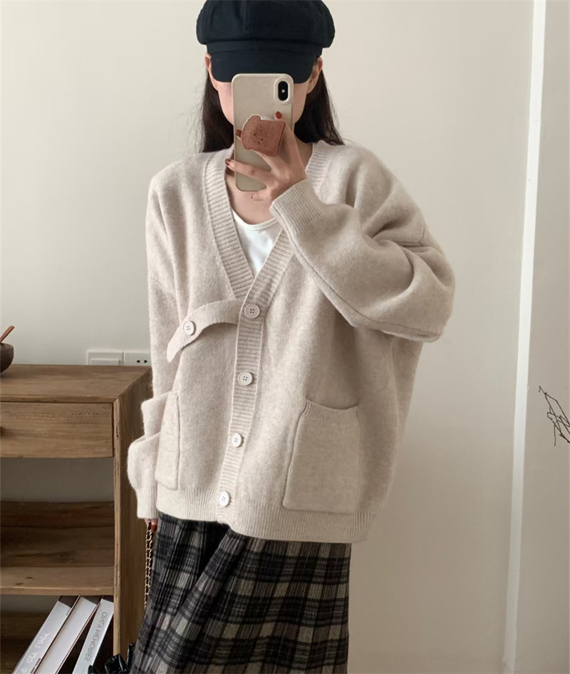 奶系穿搭溫柔慵懶風寬鬆毛衣外套女秋冬新款氣質外穿時尚針織開衫