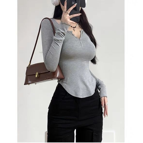 260 Tailor-made Hot Girl Design Top with Long Sleeve T-shirt and Slim Bottoming Shirt Trendy