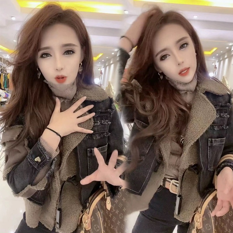 2023 winter new style short style fashionable denim splicing lamb wool large lapel versatile jacket trendy women