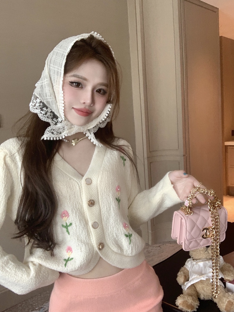 實拍 刺繡花朵長袖V領毛衣女2023秋新款針織開衫