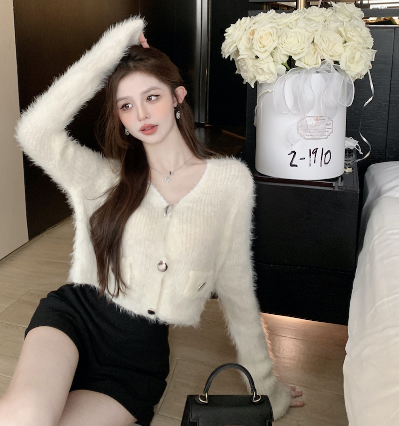 實拍 設計感氣質V領修身顯瘦百搭仿貂絨短款開衫馬海毛毛衣