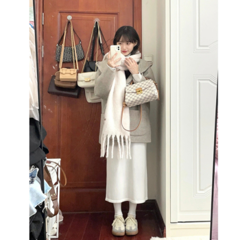  New Korean Drama Horn Button Coat Women's Autumn and Winter Thickened Mid-Length Woolen Jacket High-Quality Small Man