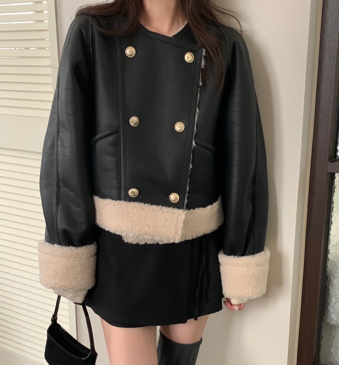 INS Korea Dongdaemun!  Double-breasted fur all-in-one warm long-sleeved jacket with high-end feel