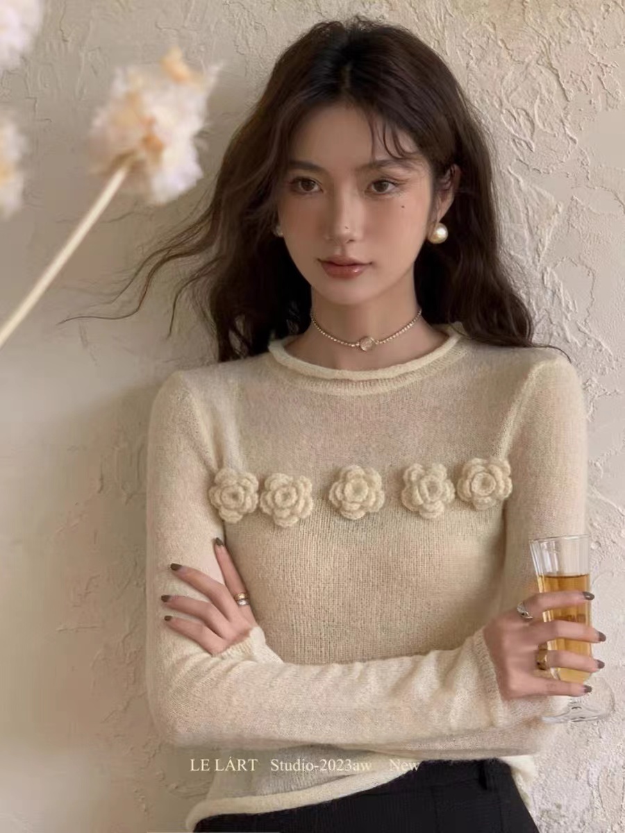LELART法式氣質純欲微透花朵毛衣秋冬新款韓版優雅圓領針織衫上衣