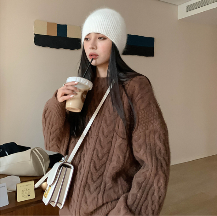 冬裝新款大碼女裝復古套頭麻花毛衣外穿寬鬆慵懶風軟糯針織上衣