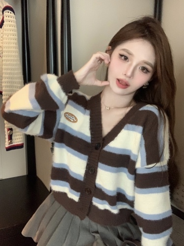 Real shot of trendy brand short hot girl style top striped knitted cardigan loose v-neck sweater jacket