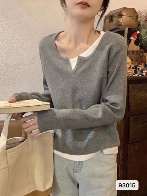 假兩件針織衫毛衣女春秋冬軟糯內搭打底衫露鎖骨獨特别致長袖上衣