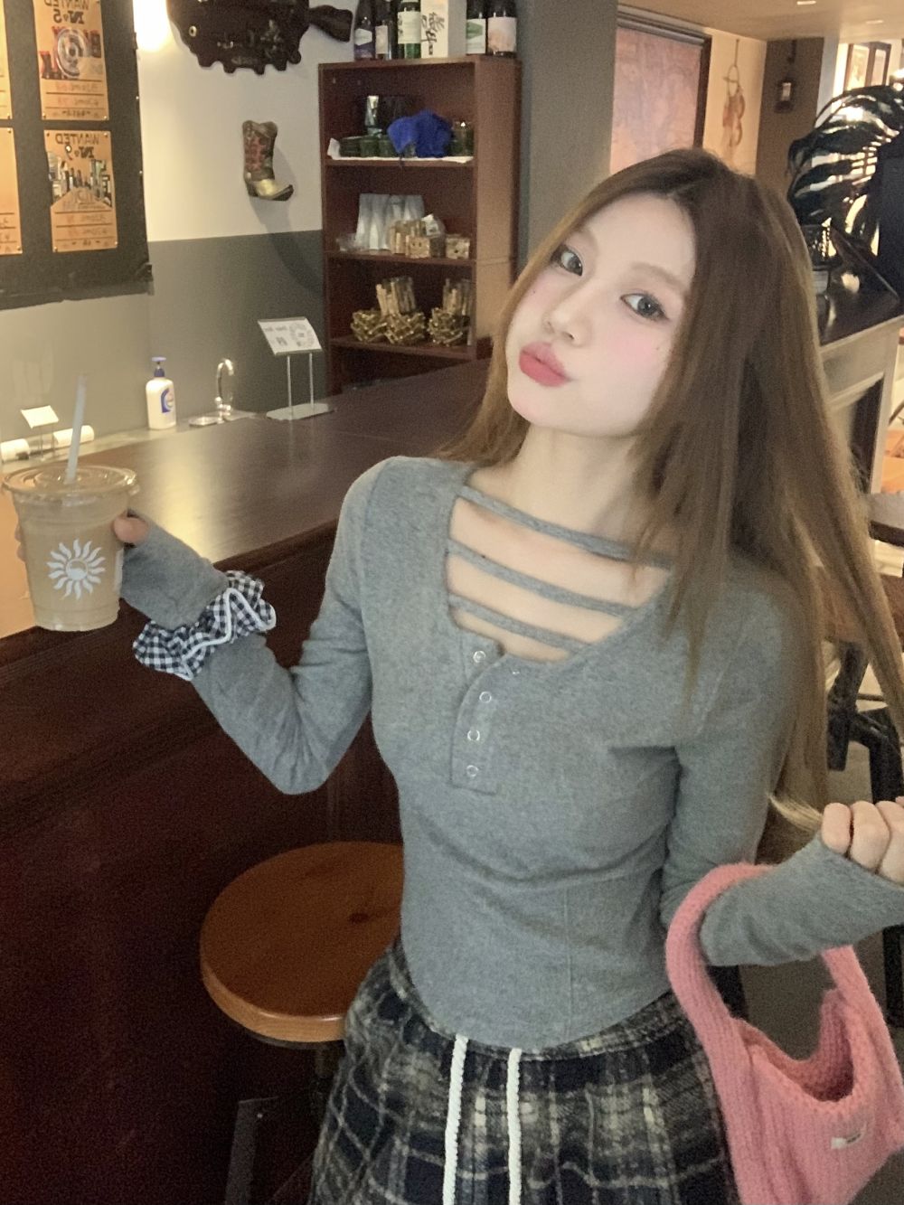 實拍三標齊辣妹心機露鎖骨顯瘦短款加絨修身長袖針織T
