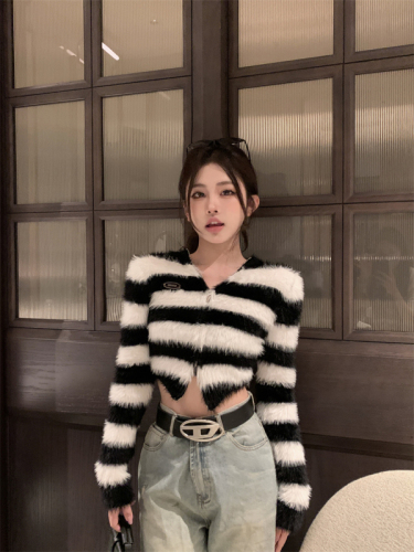 Actual shot of lazy style imitation mink velvet short sweater for women in autumn and winter contrast striped cardigan jacket