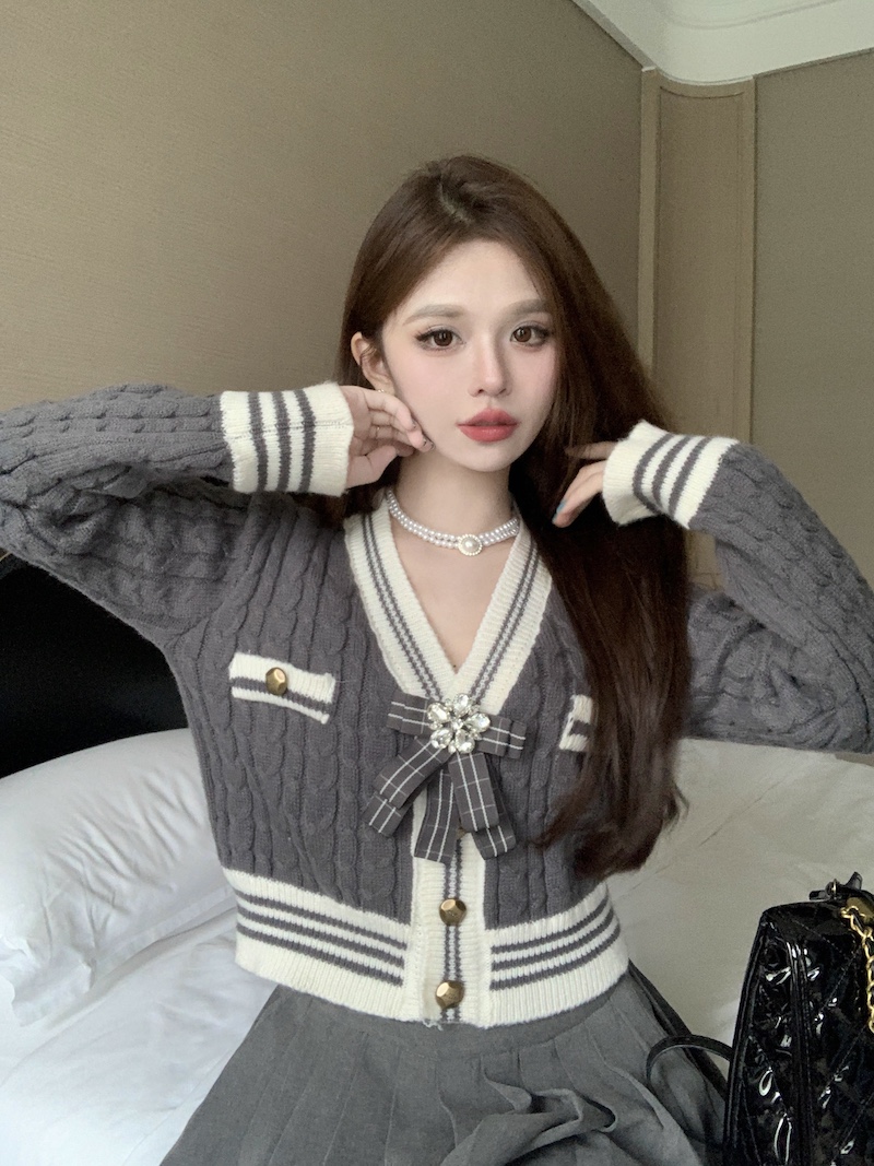 實拍 甜美俏皮V領撞色小香風麻花針織開衫顯高百搭女