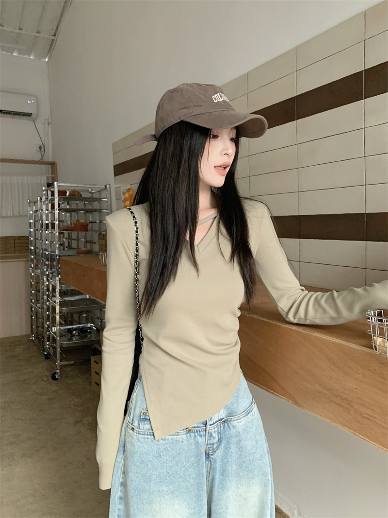 2023 new Korean version slimming and versatile V-neck slash irregular long-sleeved T-shirt plus velvet bottoming shirt for women real shot