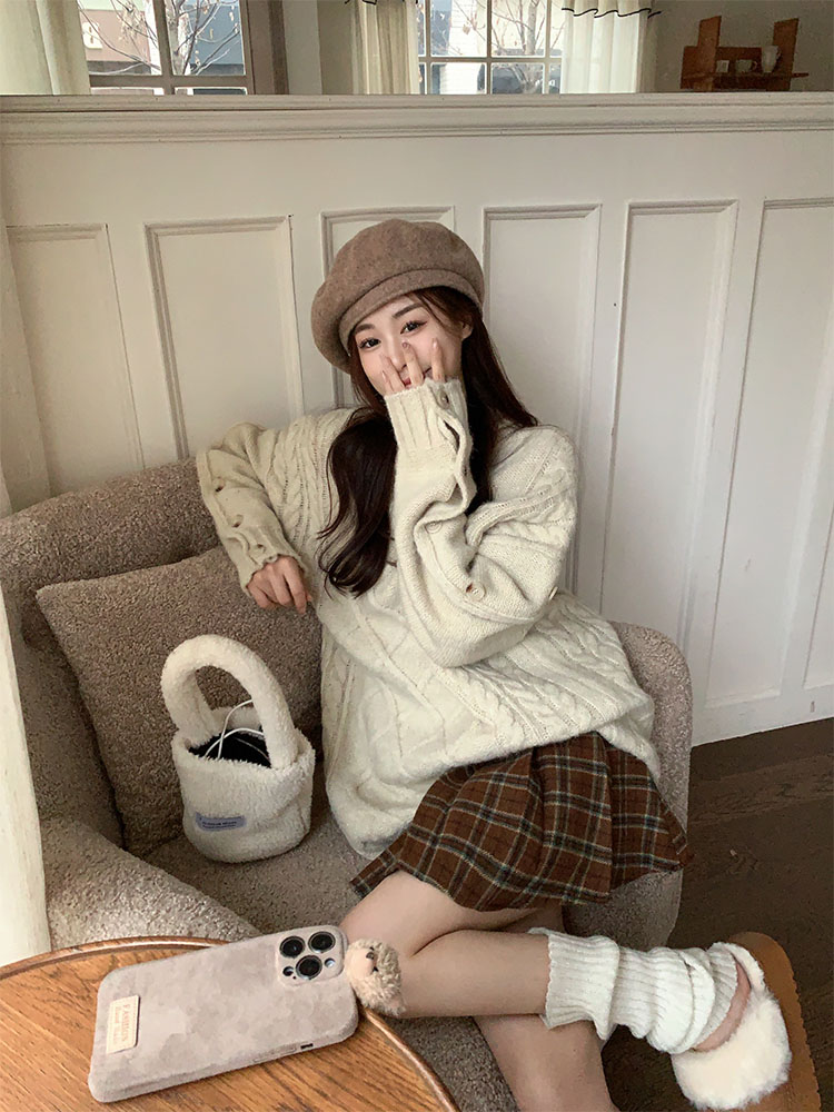 實拍 元氣少女韓chic秋冬設計感保暖套頭毛衣針織衫