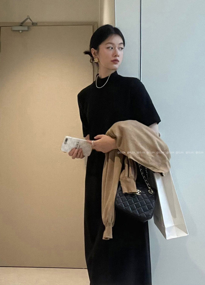 實拍顯瘦紙片人抓毛小高領五分袖直筒打底長連衣裙