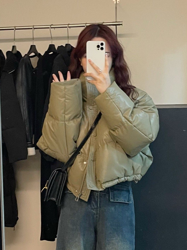 2023 New Korean Style Down Jacket Women's Niche Design Short Color Block Bread Jacket Small Person Cotton Jacket