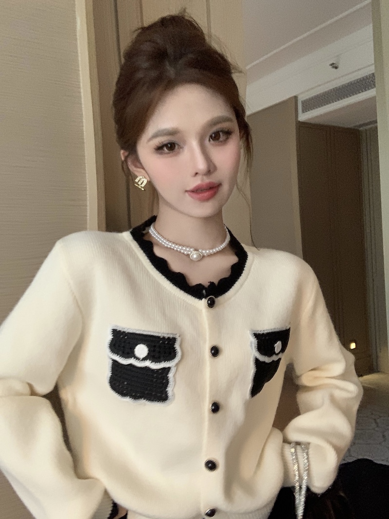 實拍 法式小香風氣質毛衣女秋季寬鬆粉色減齡設計感小眾針織開衫