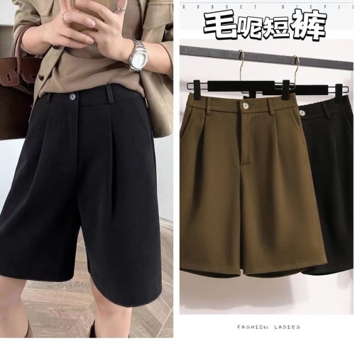 7616 Large Size Autumn and Winter Woolen Wide Leg Shorts Women's Belly Covering and Slimming Large Size Pear Shape Figure Five Points Casual Pants