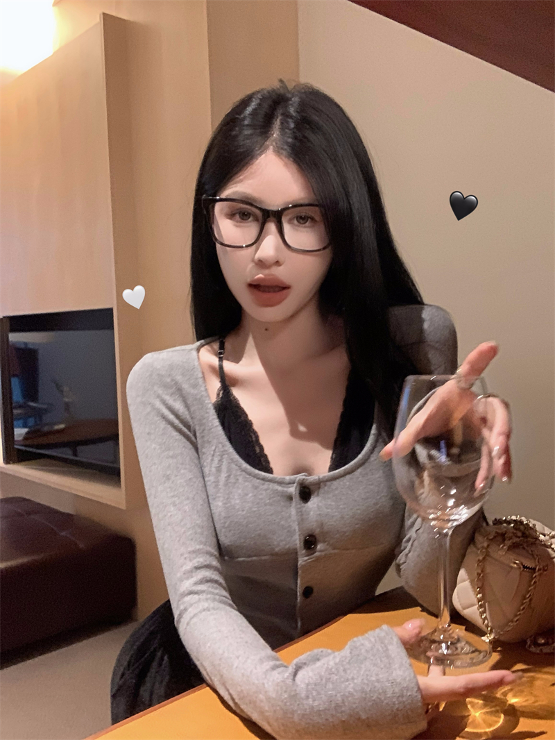 實拍 假兩件蕾絲吊帶長袖T恤女秋冬內搭性感修身顯瘦打底衫