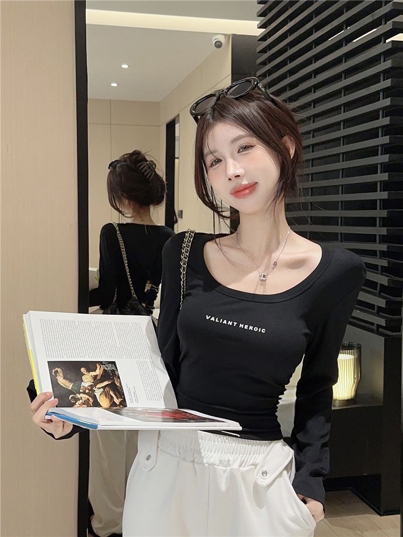 實拍~2023秋冬新款U領內搭長袖t恤女打底衫甜辣妹小個子上衣
