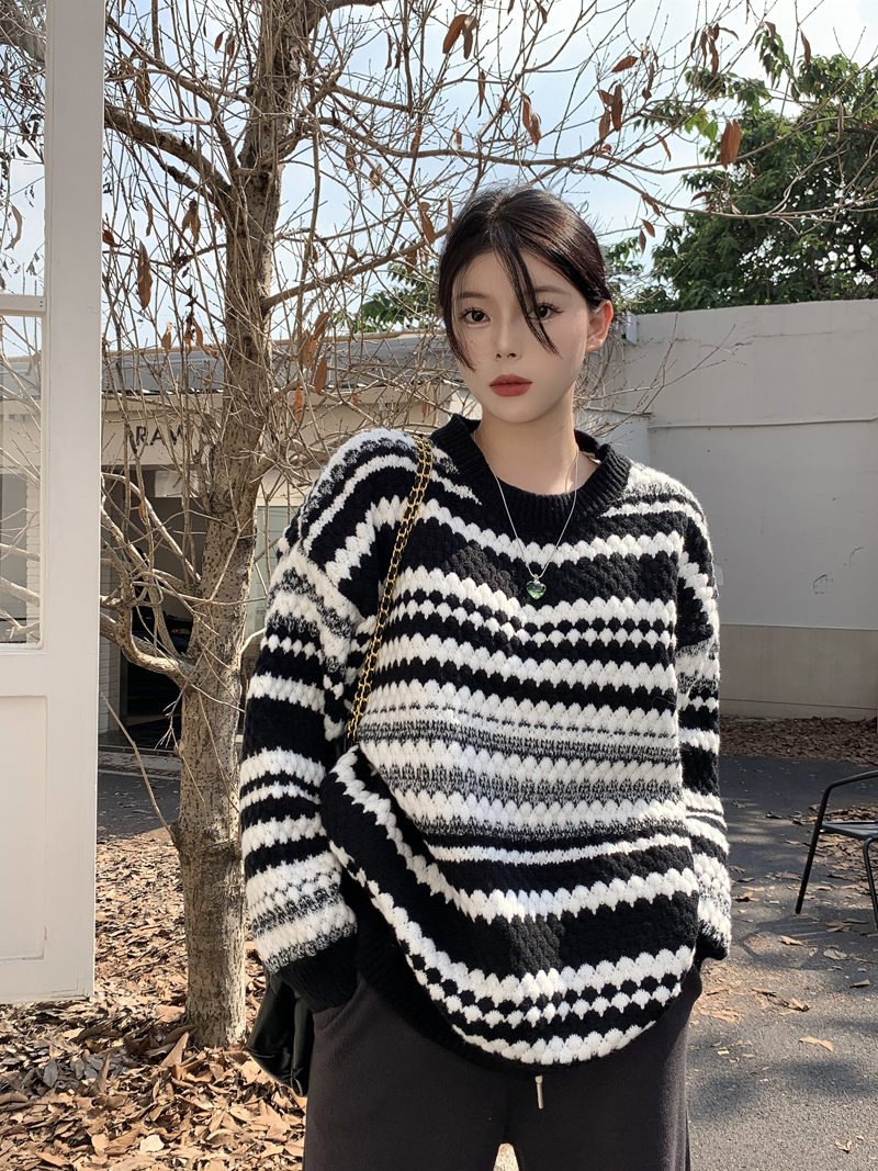 實拍三標齊秋冬慵懶風寬鬆顯瘦復古黑白條紋花色圓領厚實毛衣