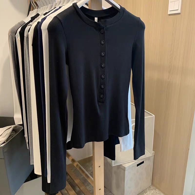 Hot girl style navy blue long-sleeved right shoulder T-shirt women's autumn and winter button design slim threaded bottoming shirt top