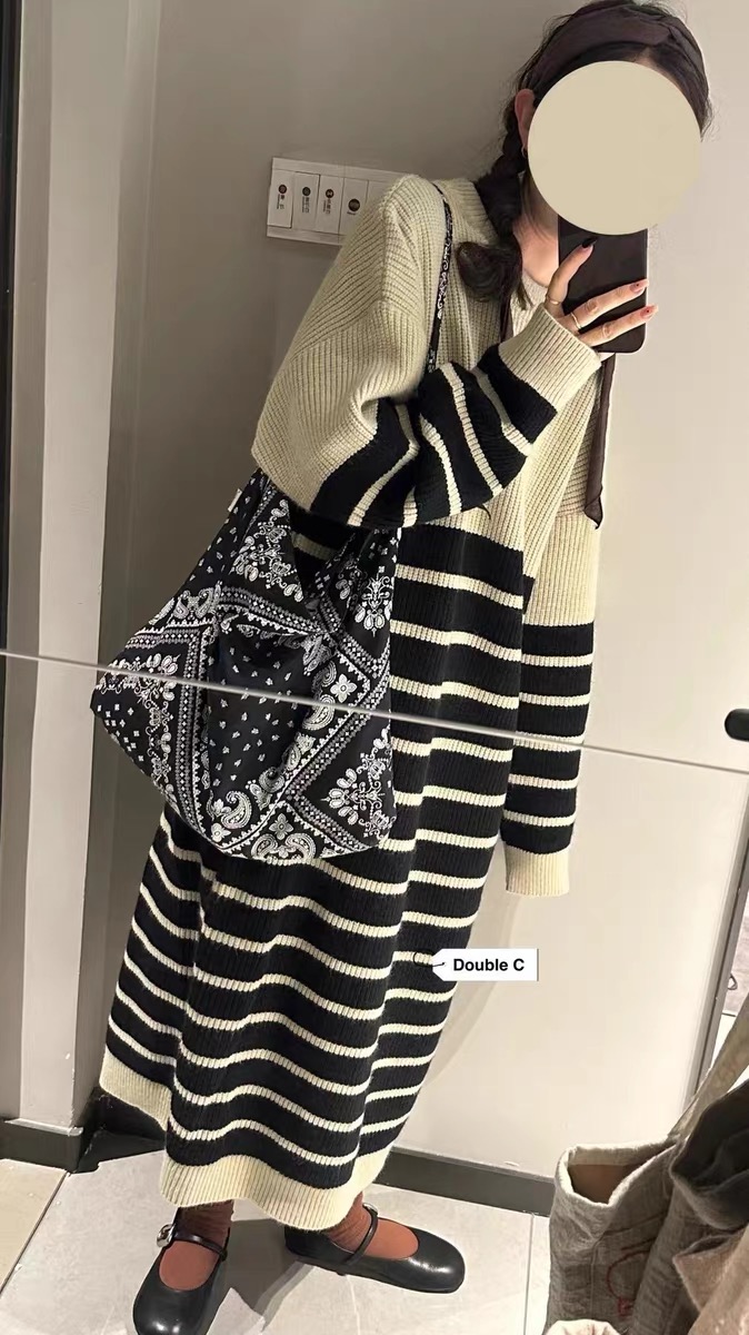 森系條紋毛衣連衣裙女2023年新款韓版百搭減齡拼色圓領長款毛衣