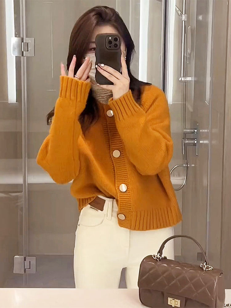 歐貨慵懶風時尚單排扣毛衣外套女2023秋新款簡約休閒減齡針織開衫