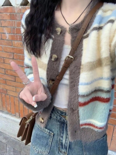 韩系高级感条纹毛衣套装女秋冬季学院风慵懒仿水貂绒短款针织开衫