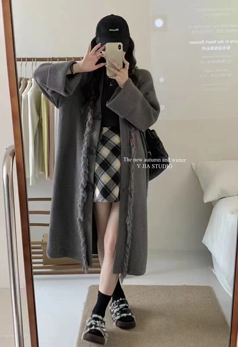高級感流蘇灰色毛衣外套女秋冬2023新款慵懶風寬鬆中長款針織上衣
