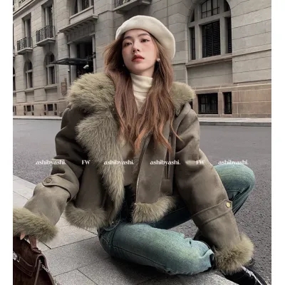 Greater than poetry collection, fur one-piece jacket, suede short motorcycle jacket, women's slim Korean style casual jacket, winter