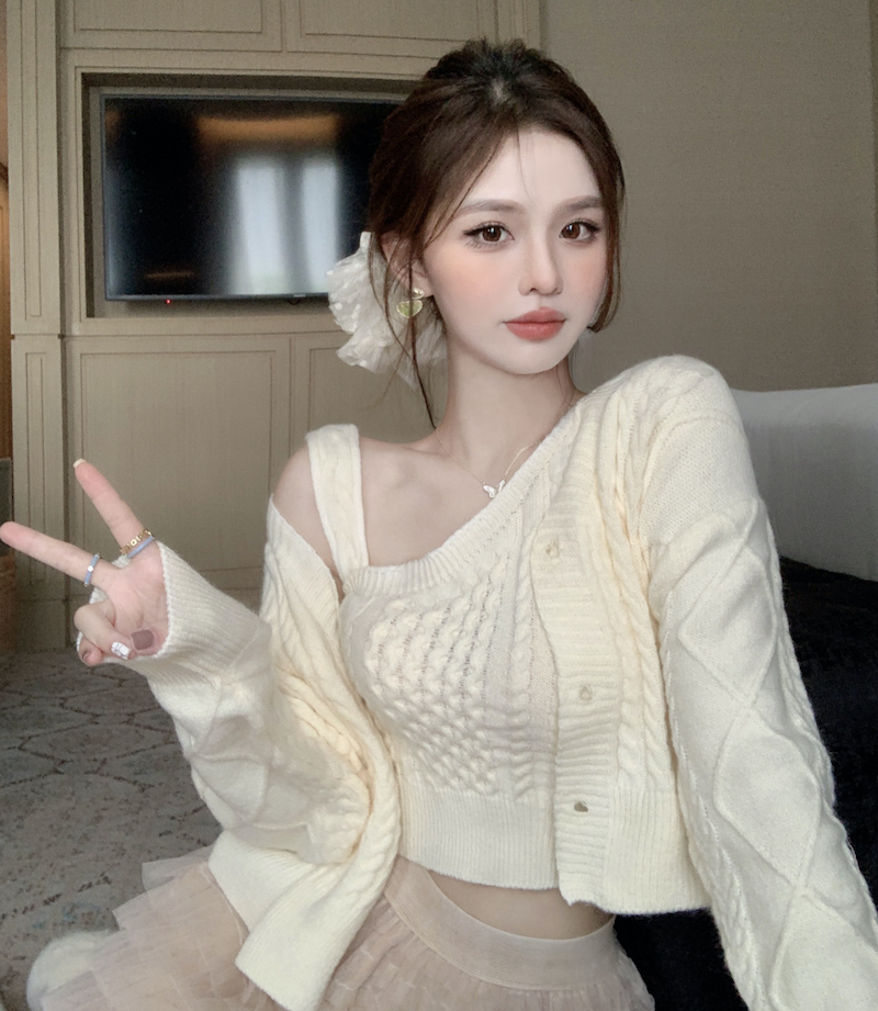 實拍 chic氣質斜肩針織吊帶背心麻花短款毛衣開衫小外套兩件套女