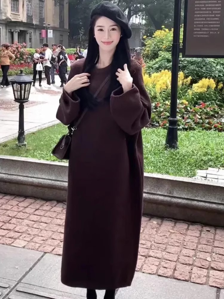 慵懶風圓領長袖針織連衣裙女秋冬新款韓版寬鬆顯瘦中長款過膝毛裙