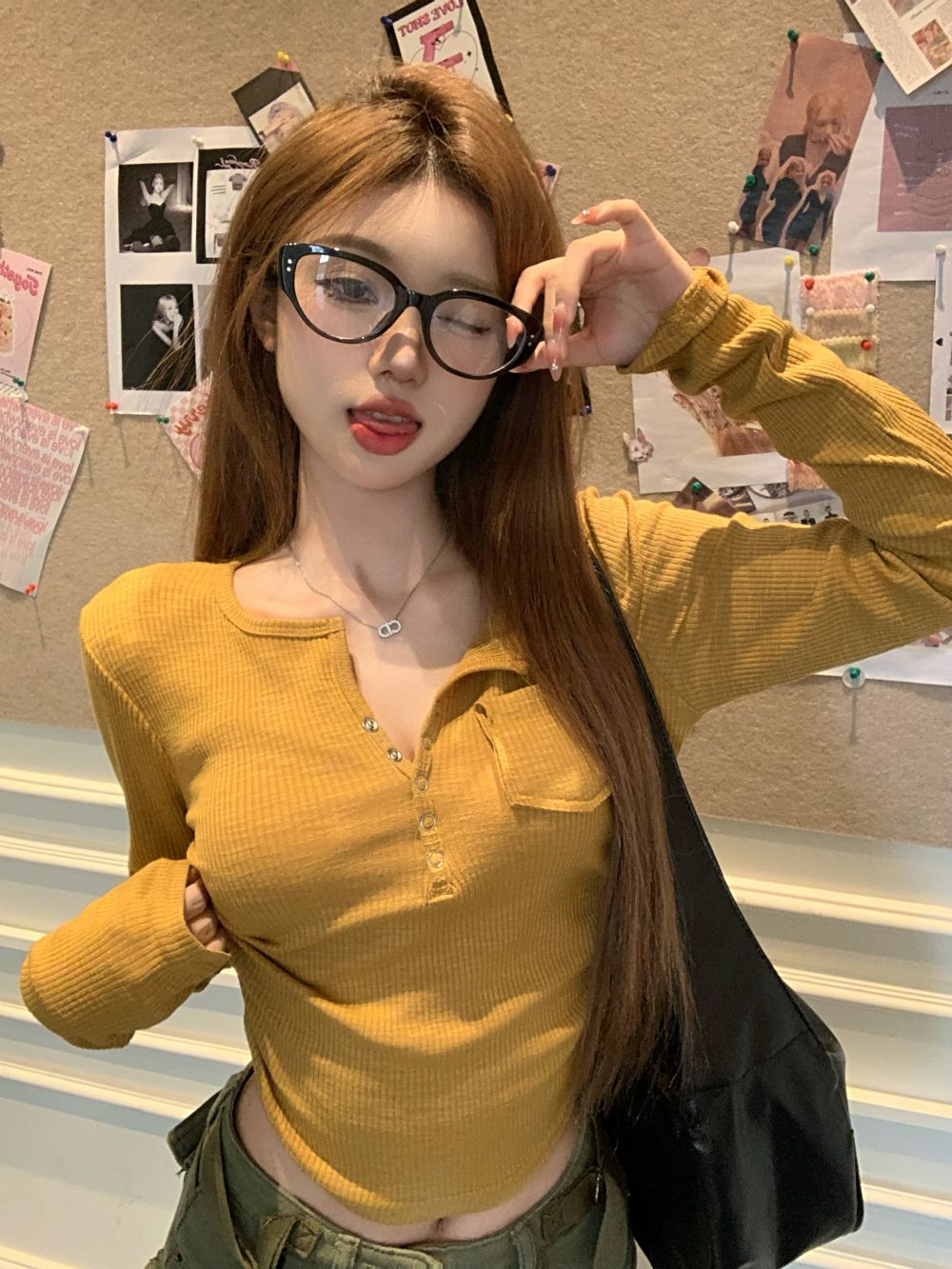 實拍三標齊辣妹休閒顯瘦短款純色設計感內搭外穿長袖T