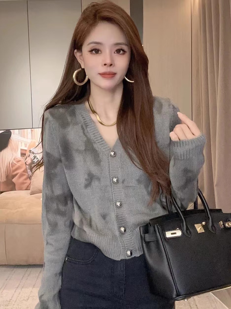 長袖暈染針織衫女秋季新款韓版毛衣開衫打底衫軟糯百搭V領上衣潮
